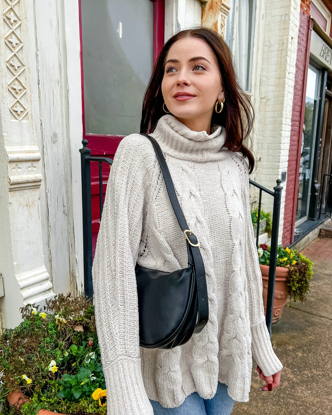 Crescent Bag Faux Leather with Zip and Adjustable Strap