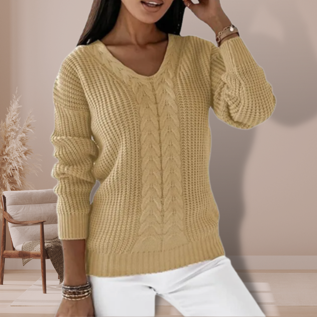 Center Cable V-Neck Jumper