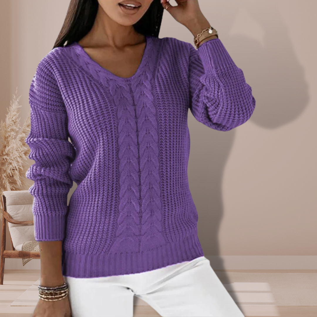 Center Cable V-Neck Jumper