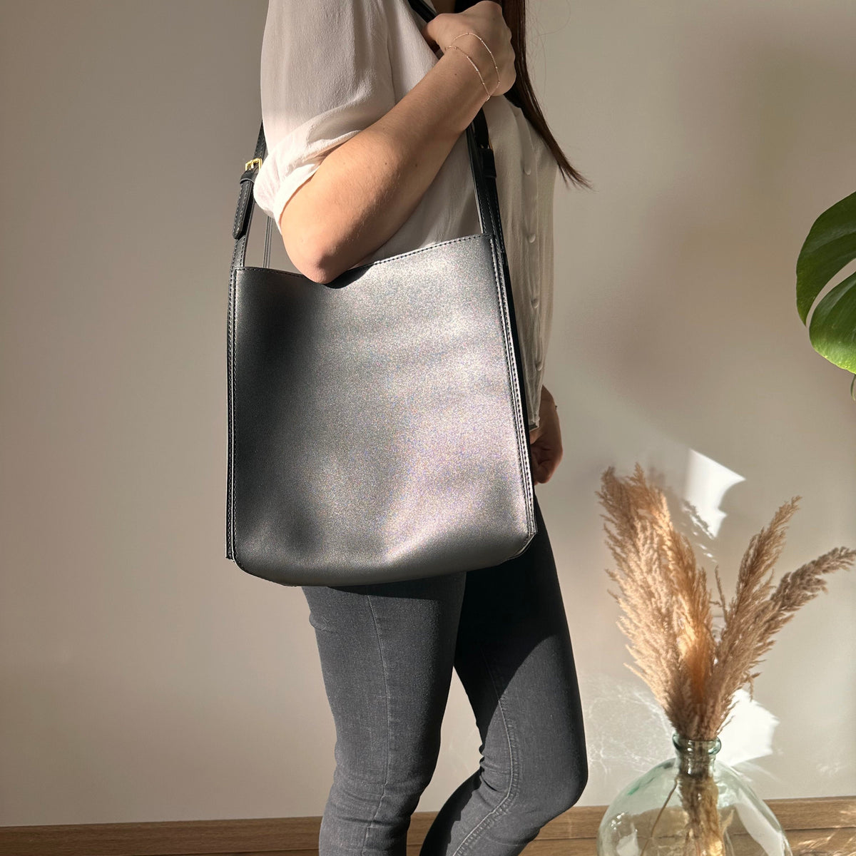 Tote Bag Soft Faux Leather with Magnetic Snap and Sturdy Handles