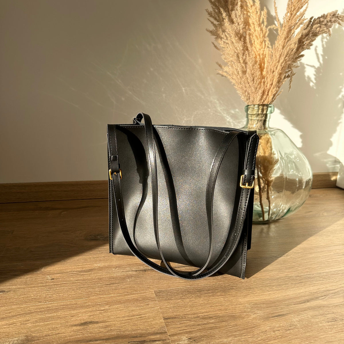 Tote Bag Soft Faux Leather with Magnetic Snap and Sturdy Handles