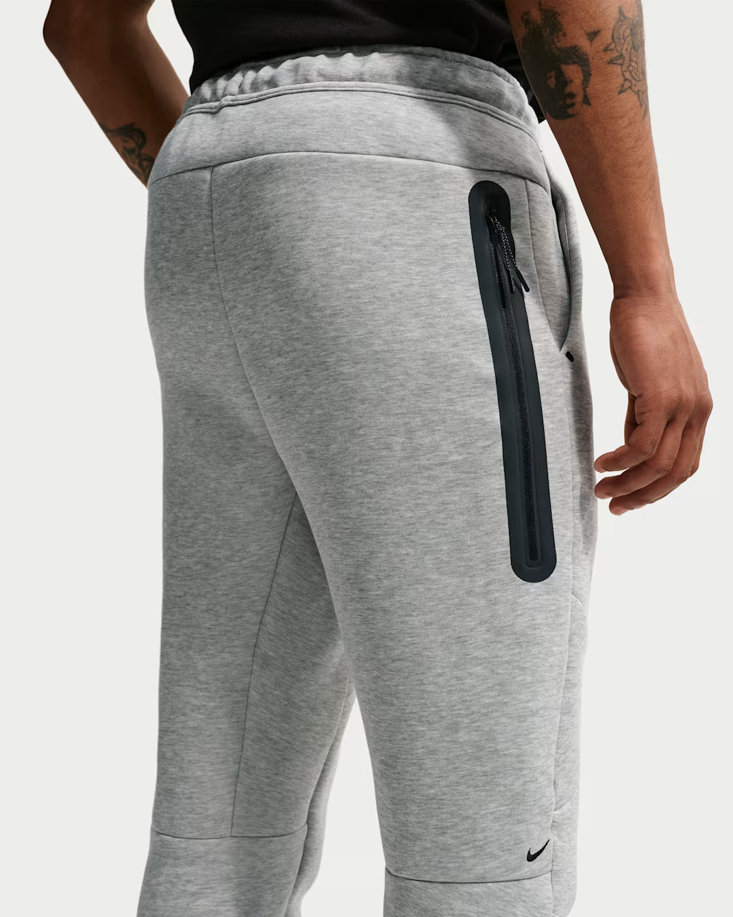Nike Men's Jogger Tech Fleece - Grey