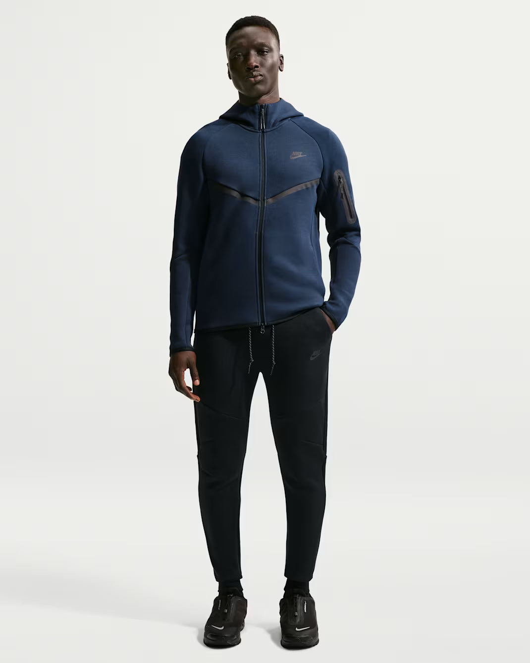 Nike Men's Jogger Tech Fleece - Black