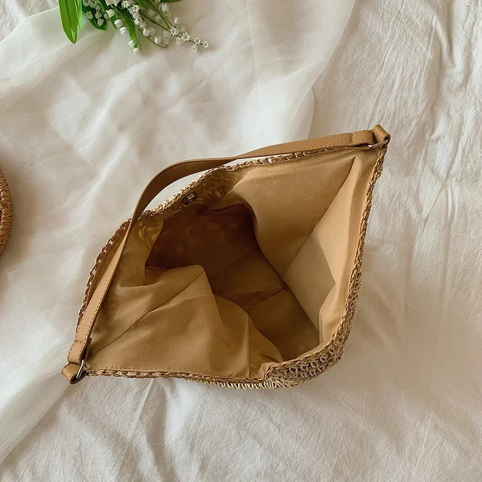 Tote Bag Straw with Faux Leather Details and Magnetic Snap