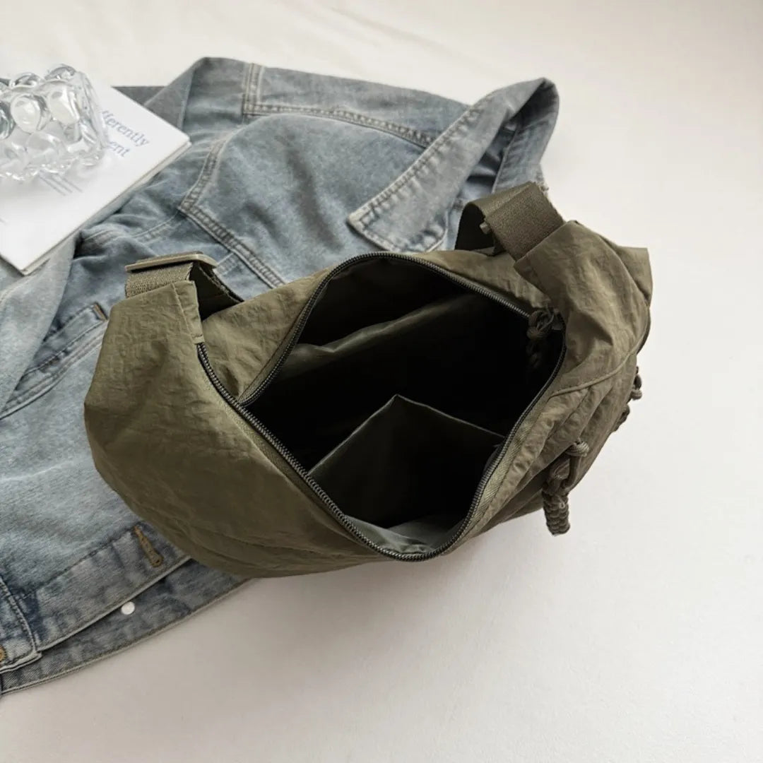 Crossbody Bag Water-Repellent Nylon with Zip and Adjustable Strap