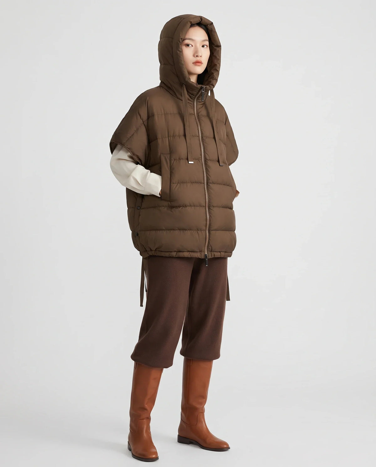 Sleeveless Puffer Cape Gilet with Hood