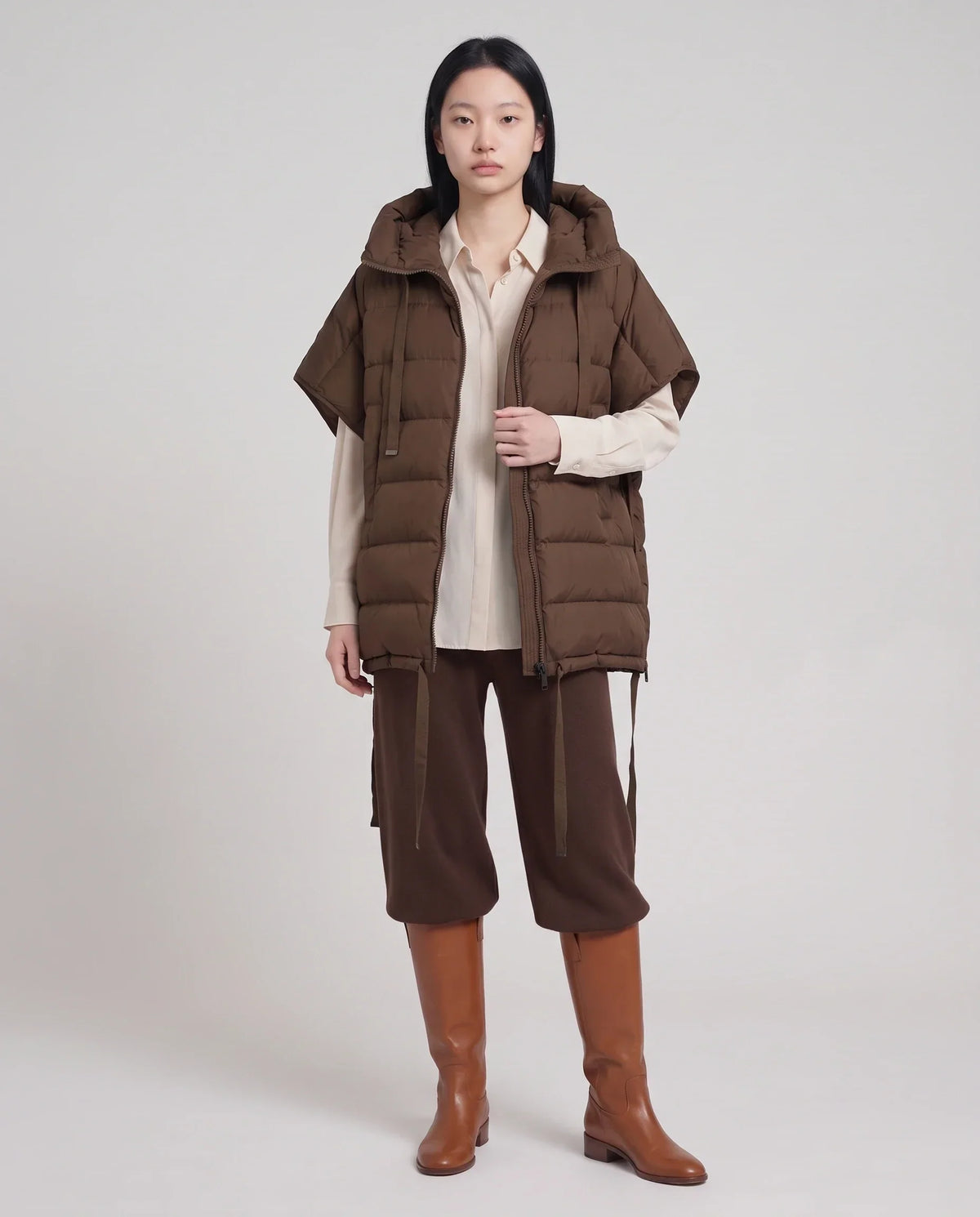 Sleeveless Puffer Cape Gilet with Hood