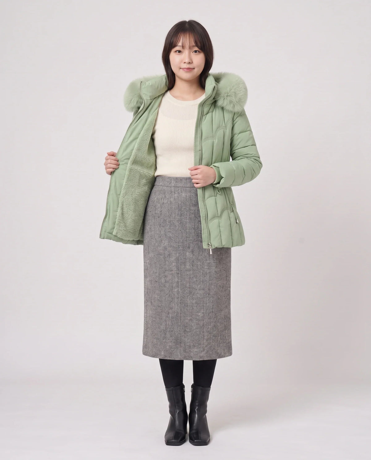 Short Fitted Puffer Jacket with Faux Fur Hood