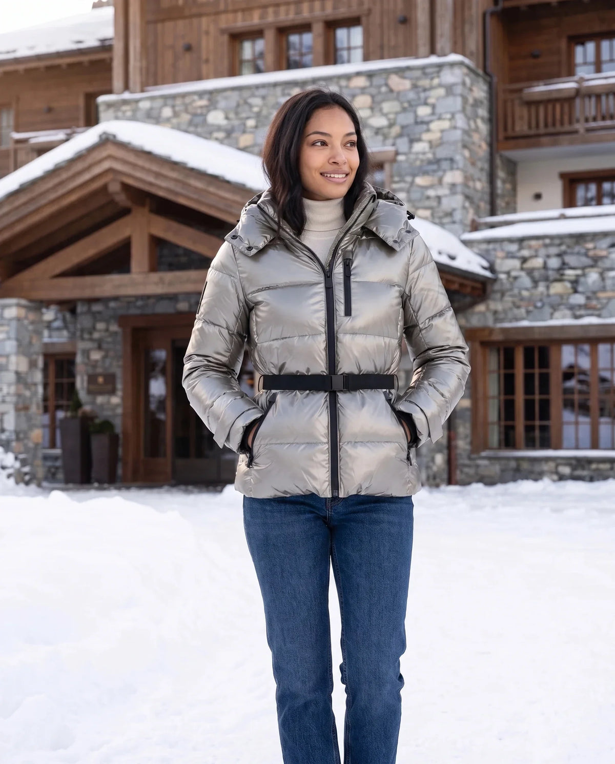 Fitted Hooded Puffer Jacket with Belt