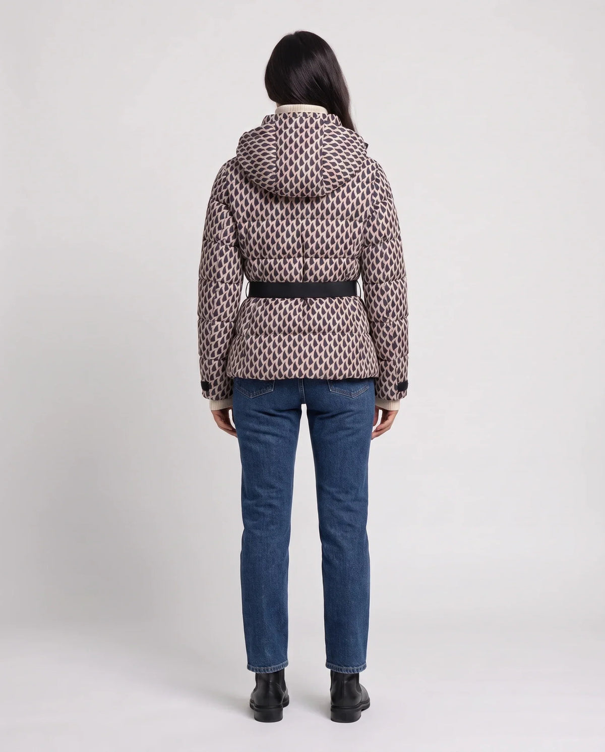Fitted Hooded Puffer Jacket with Belt