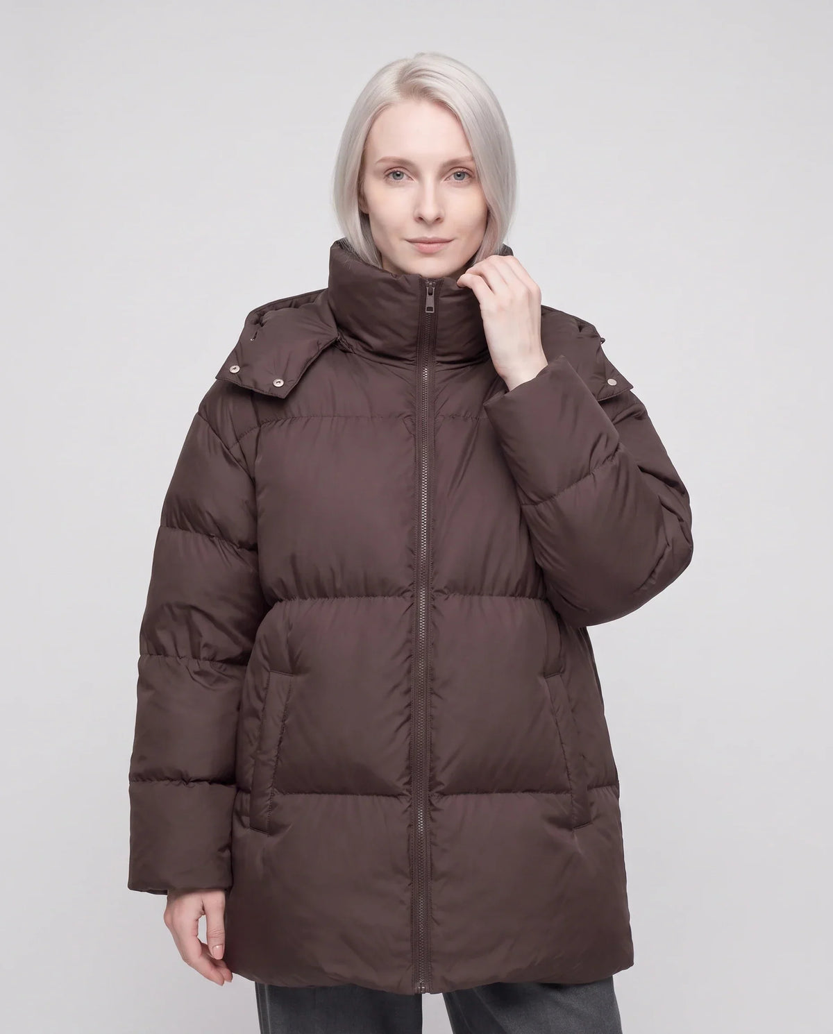 Oversized Puffer Jacket with High Collar and Detachable Hood