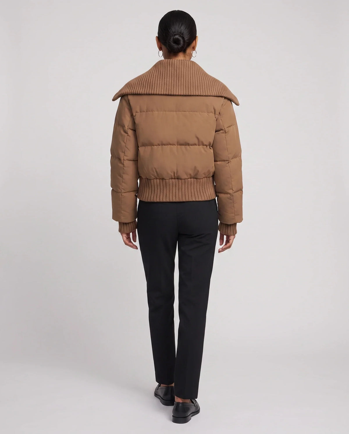 Short Puffer Jacket with Knitted Collar