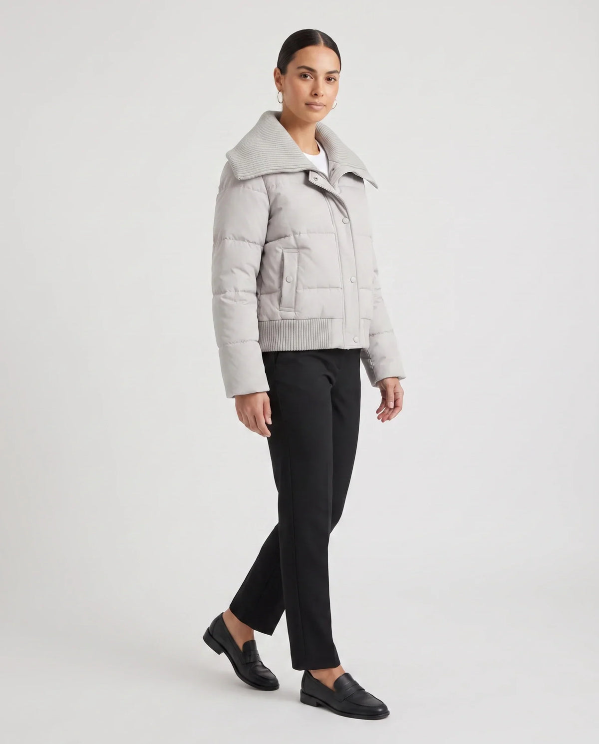 Short Puffer Jacket with Knitted Collar