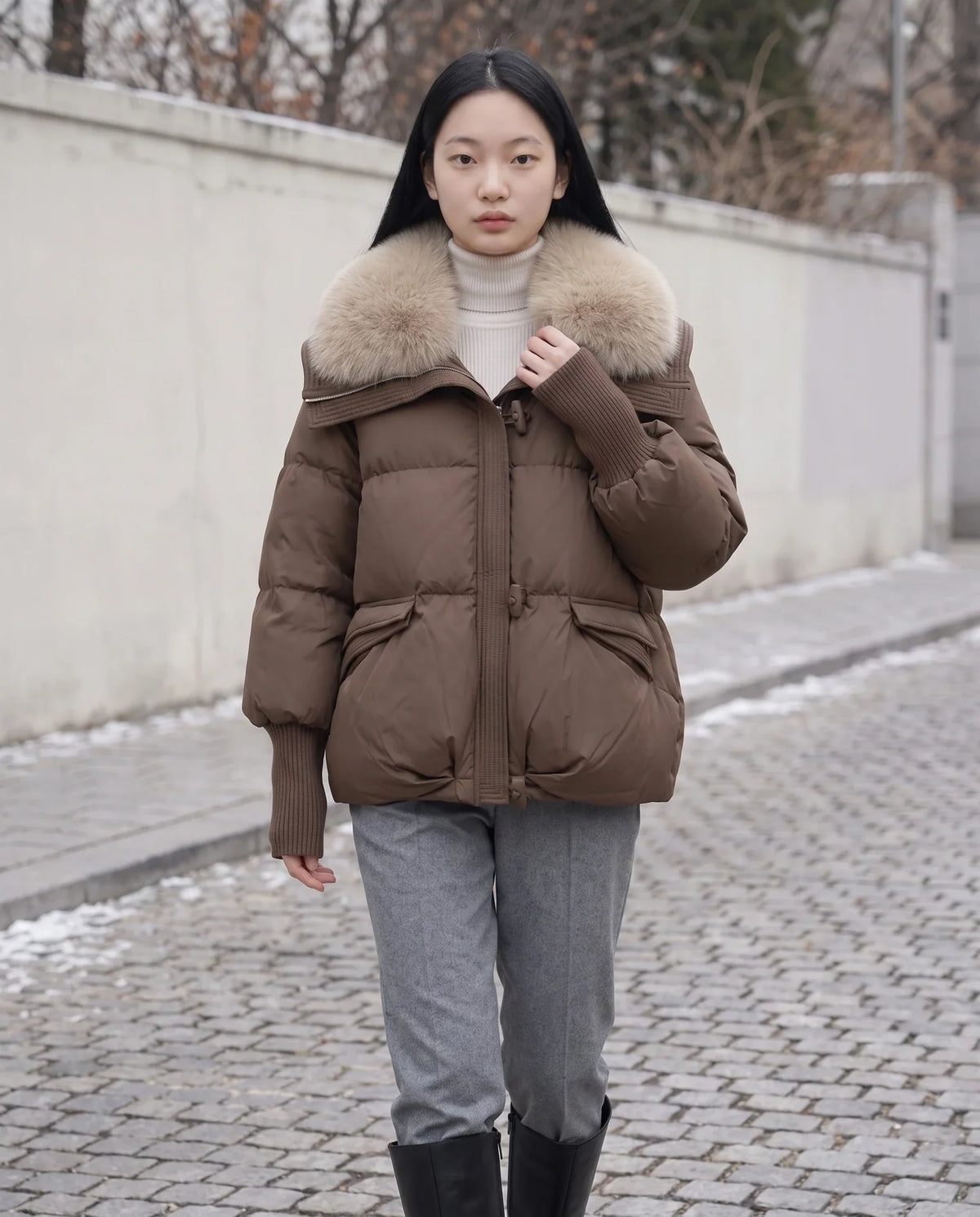 Short Puffer Jacket with Faux Fur Collar