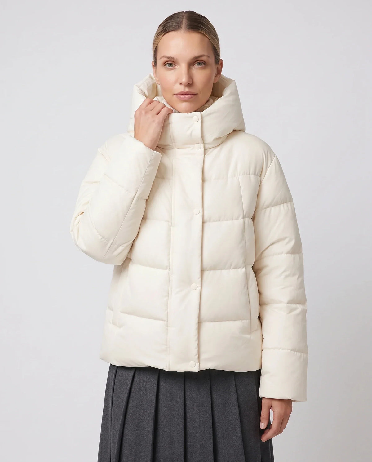 Short Oversized Puffer Jacket with Large Hood