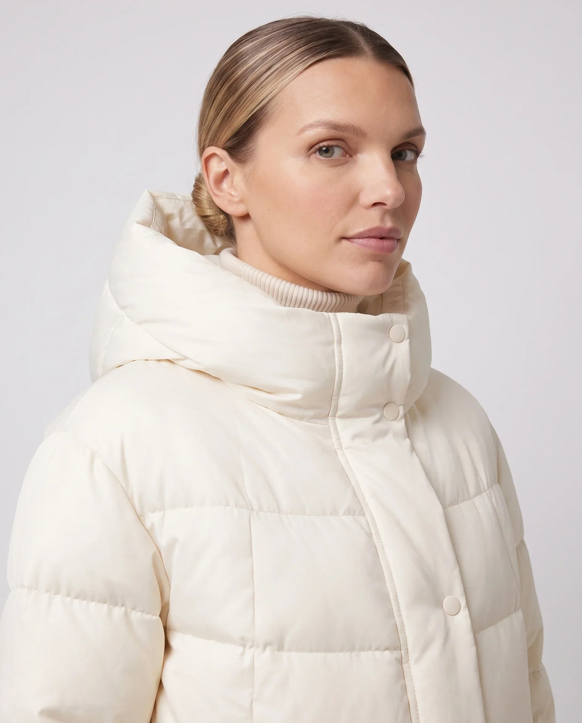 Short Oversized Puffer Jacket with Large Hood