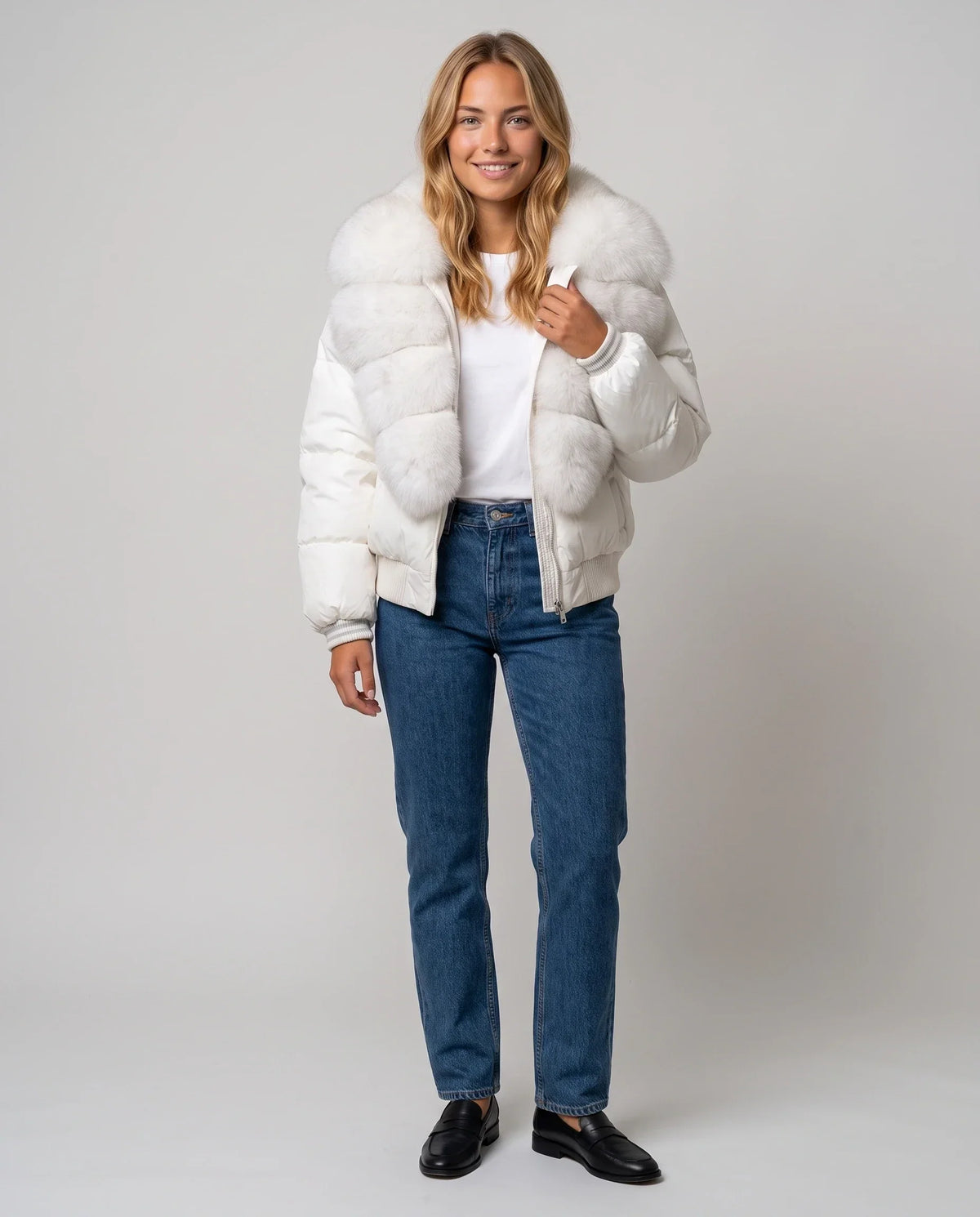 Short Puffer Jacket with Wide Faux Fur Collar