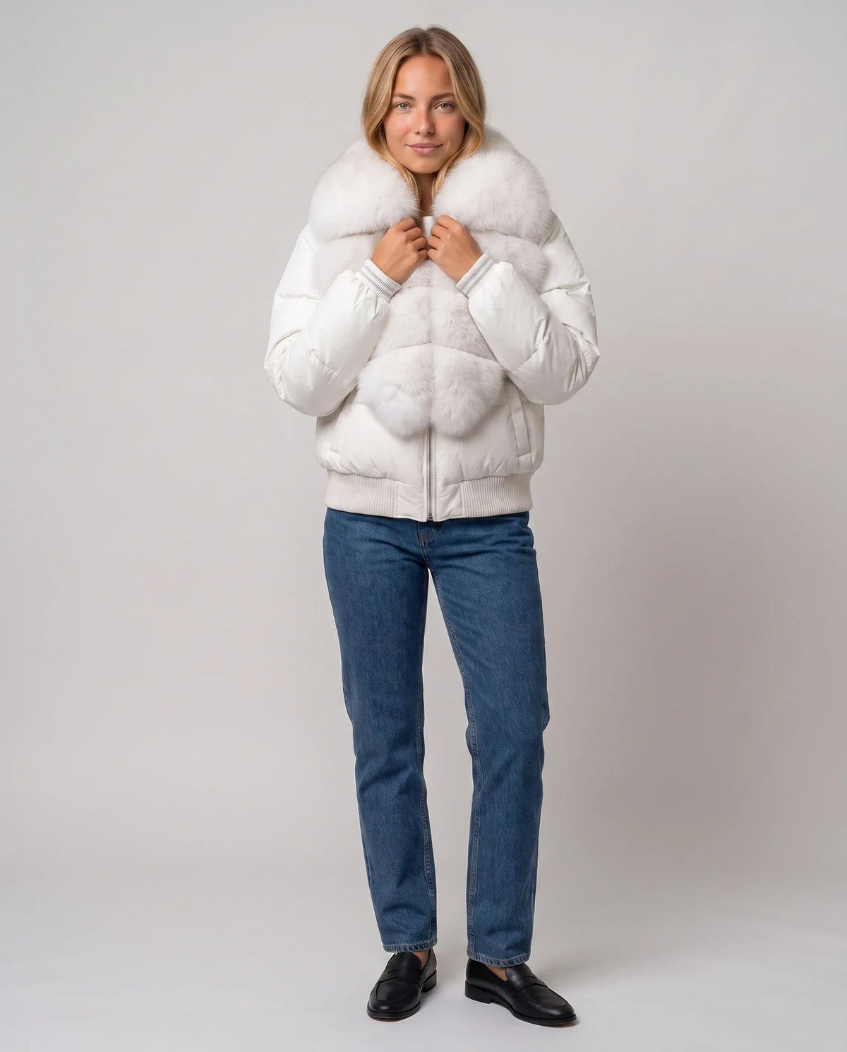 Short Puffer Jacket with Wide Faux Fur Collar