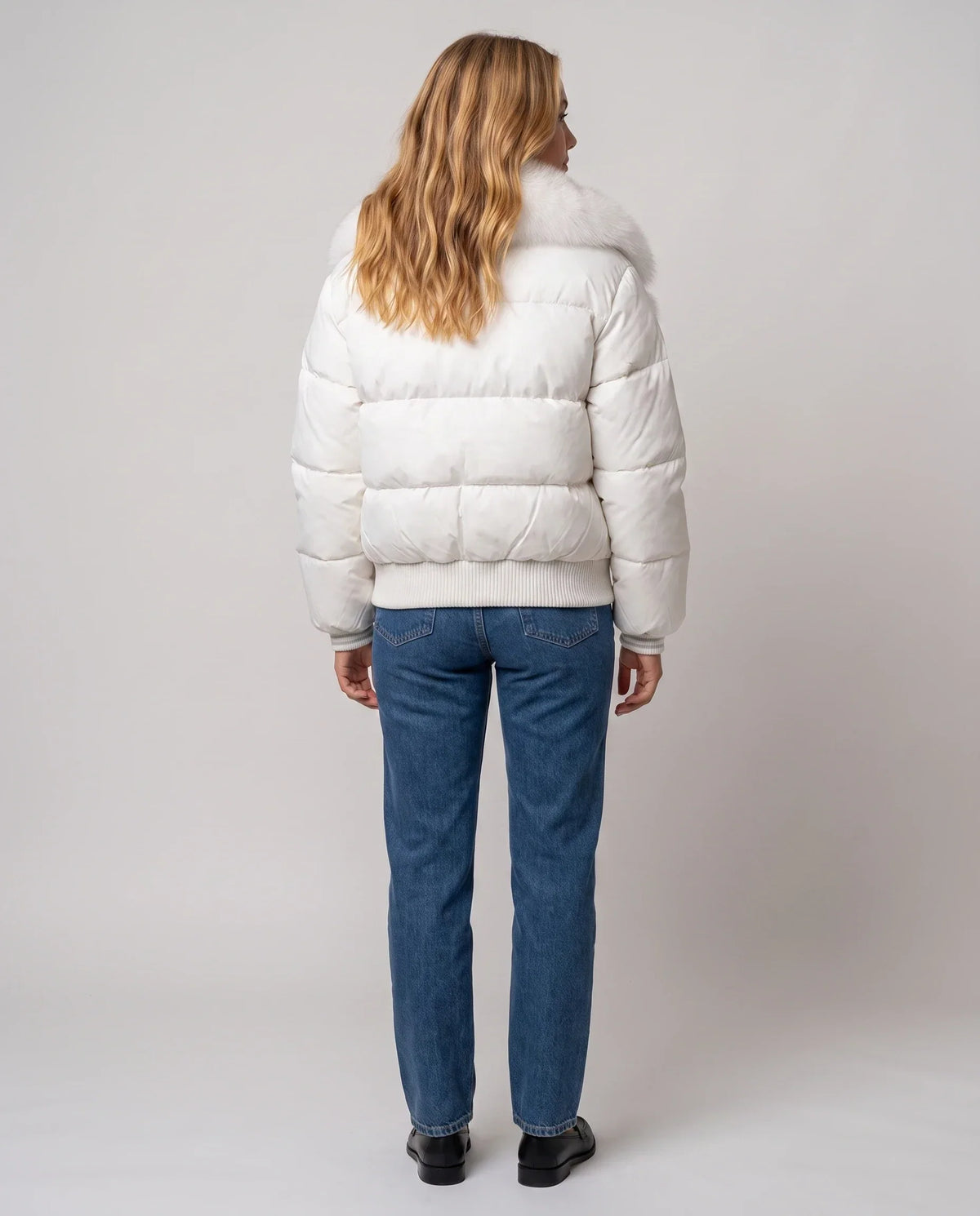 Short Puffer Jacket with Wide Faux Fur Collar