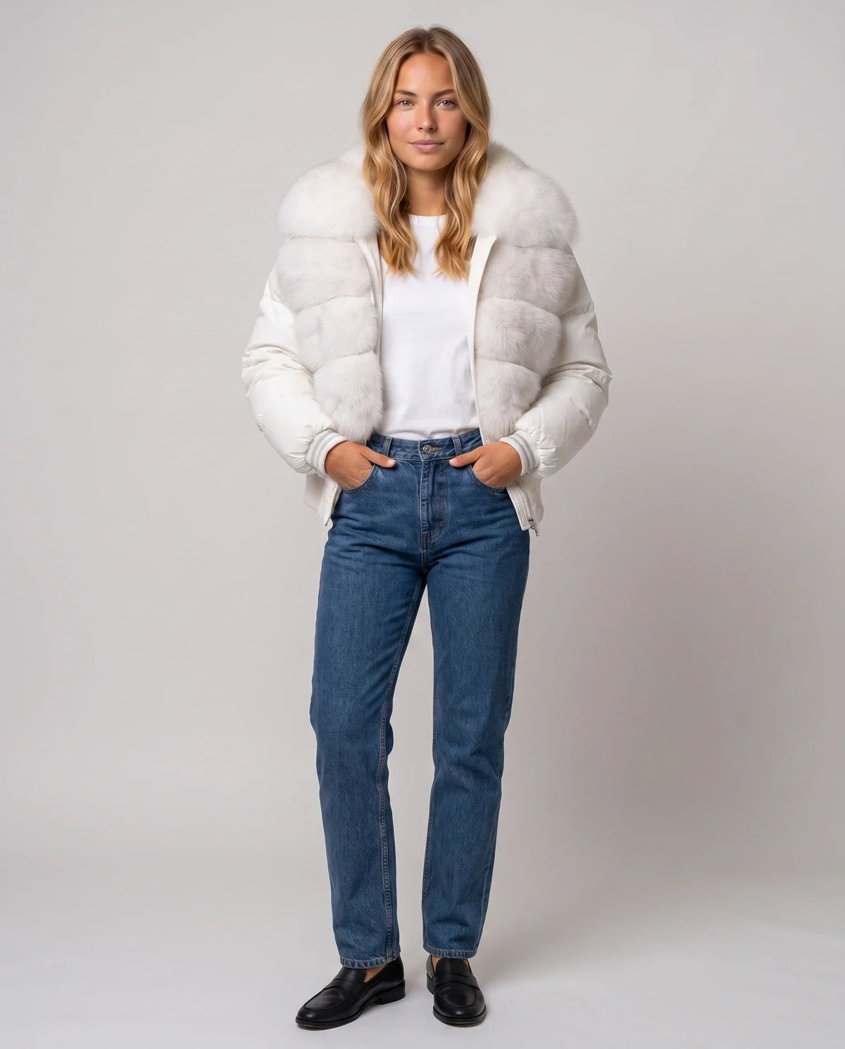 Short Puffer Jacket with Wide Faux Fur Collar