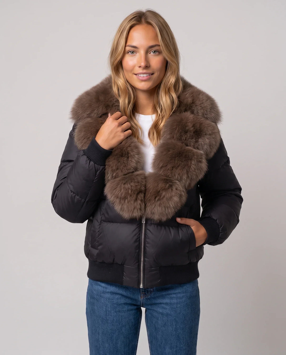 Short Puffer Jacket with Wide Faux Fur Collar