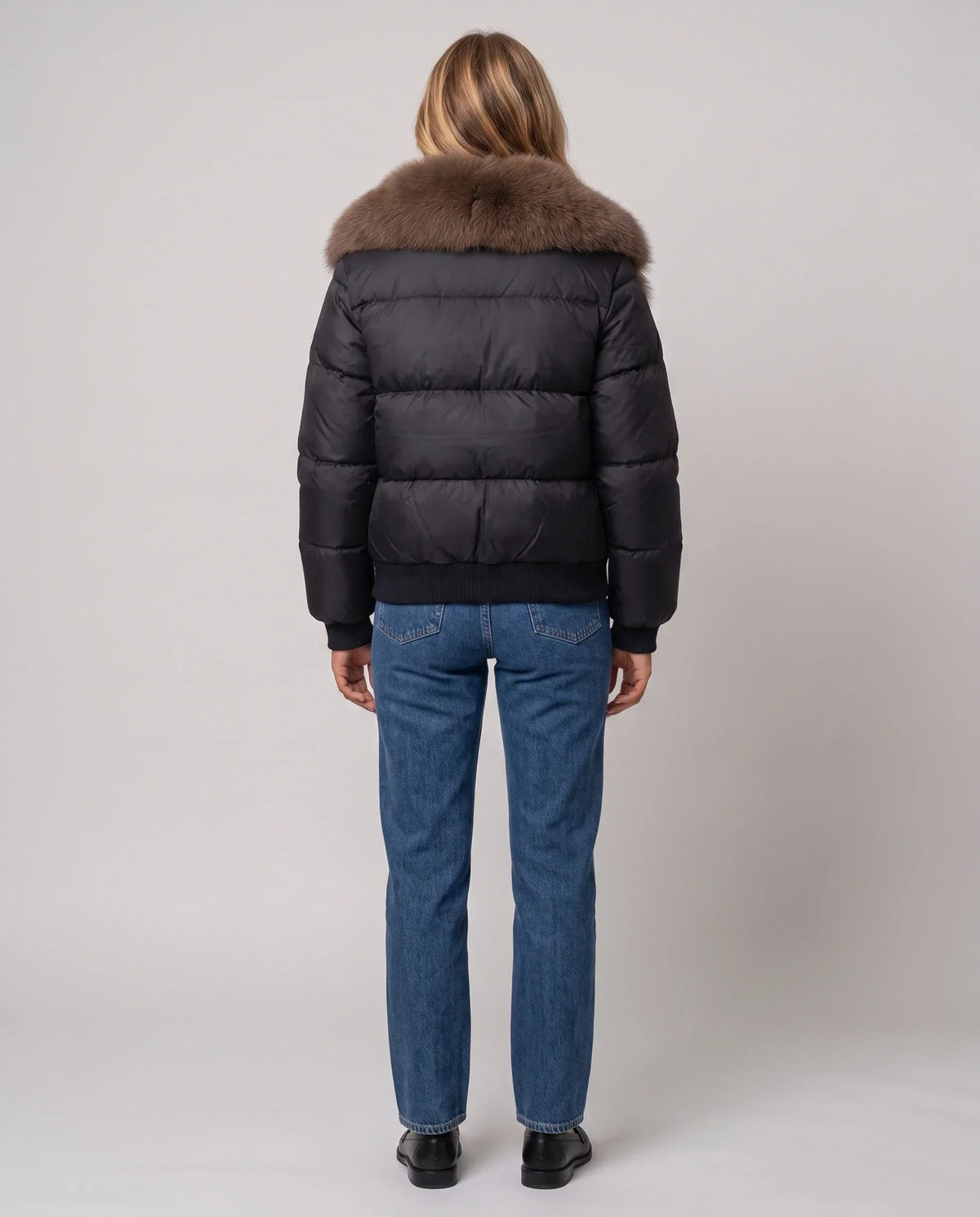 Short Puffer Jacket with Wide Faux Fur Collar