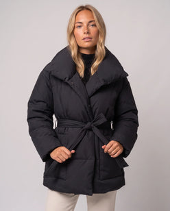 Oversized Mid-Thigh Puffer Jacket with Shawl Collar and Belt