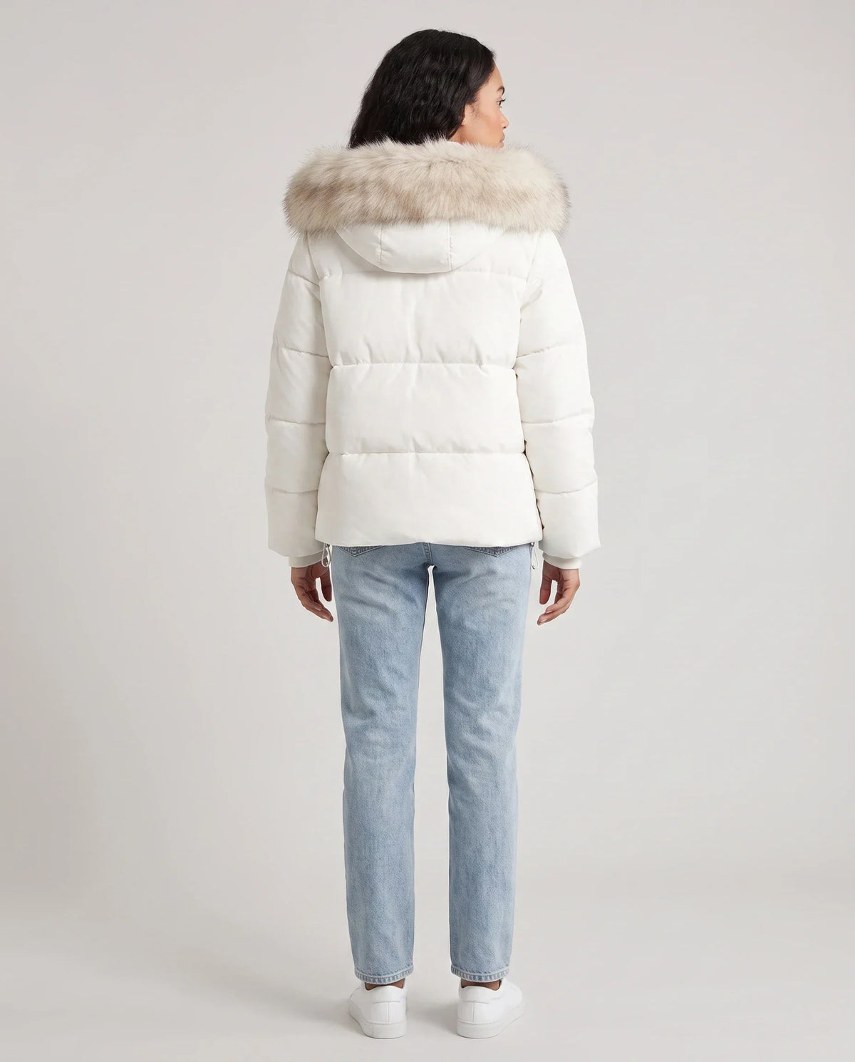 Short Oversized Puffer Jacket with Faux Fur Hood