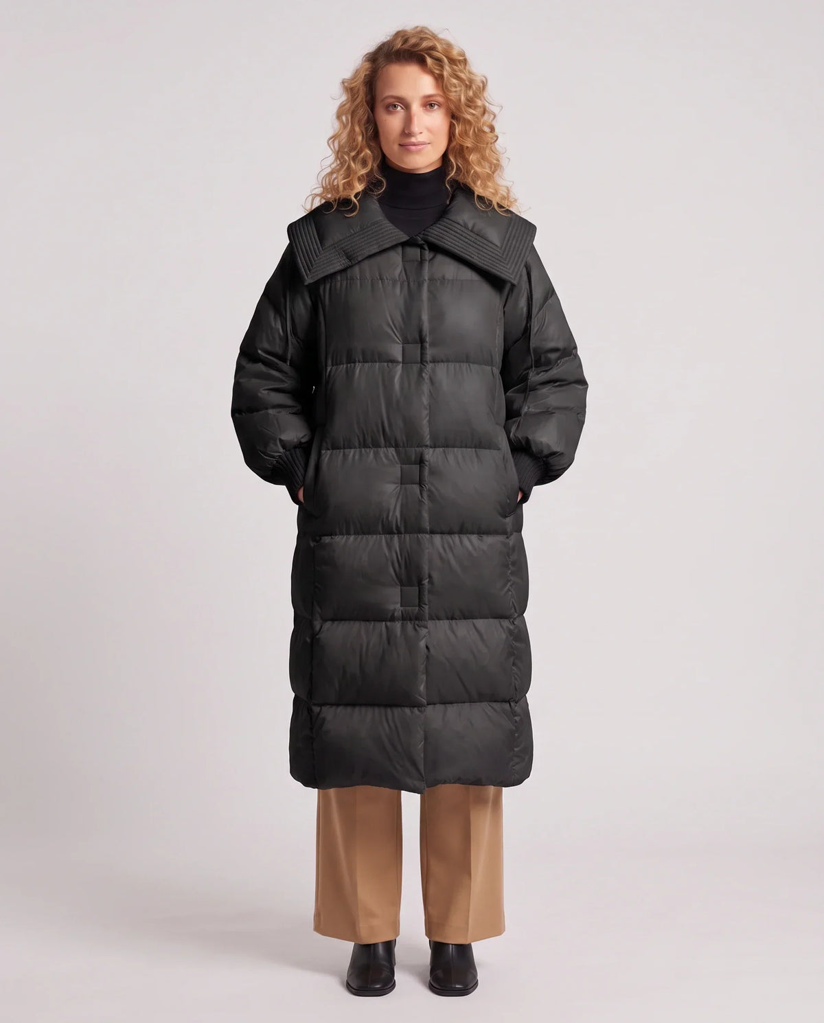 Extra-Long Puffer Jacket with Large Square Collar