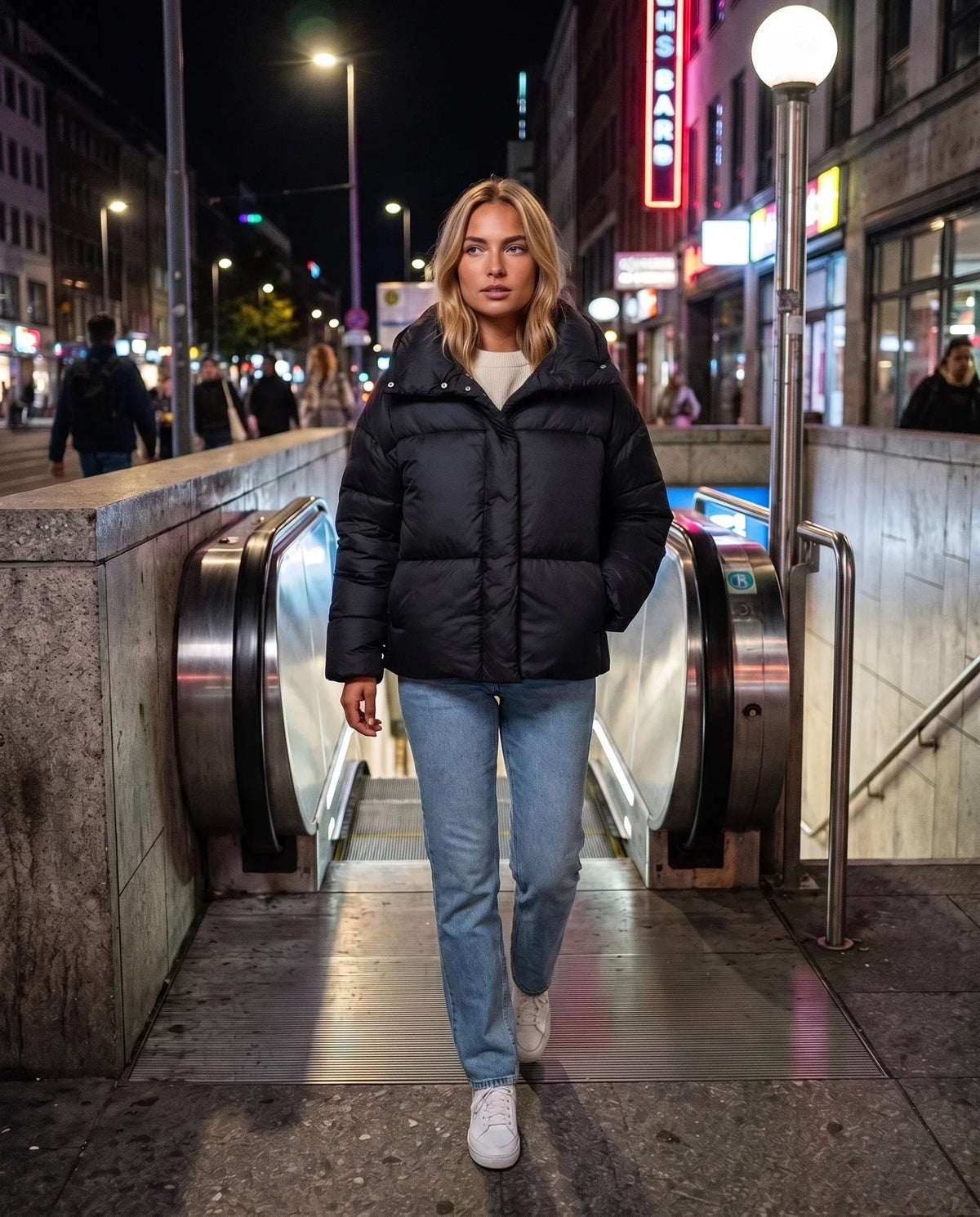 Short Oversized Puffer Jacket with Large Collar