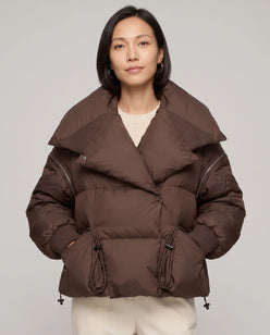 Short Puffer Jacket with Oversized Quilted Collar