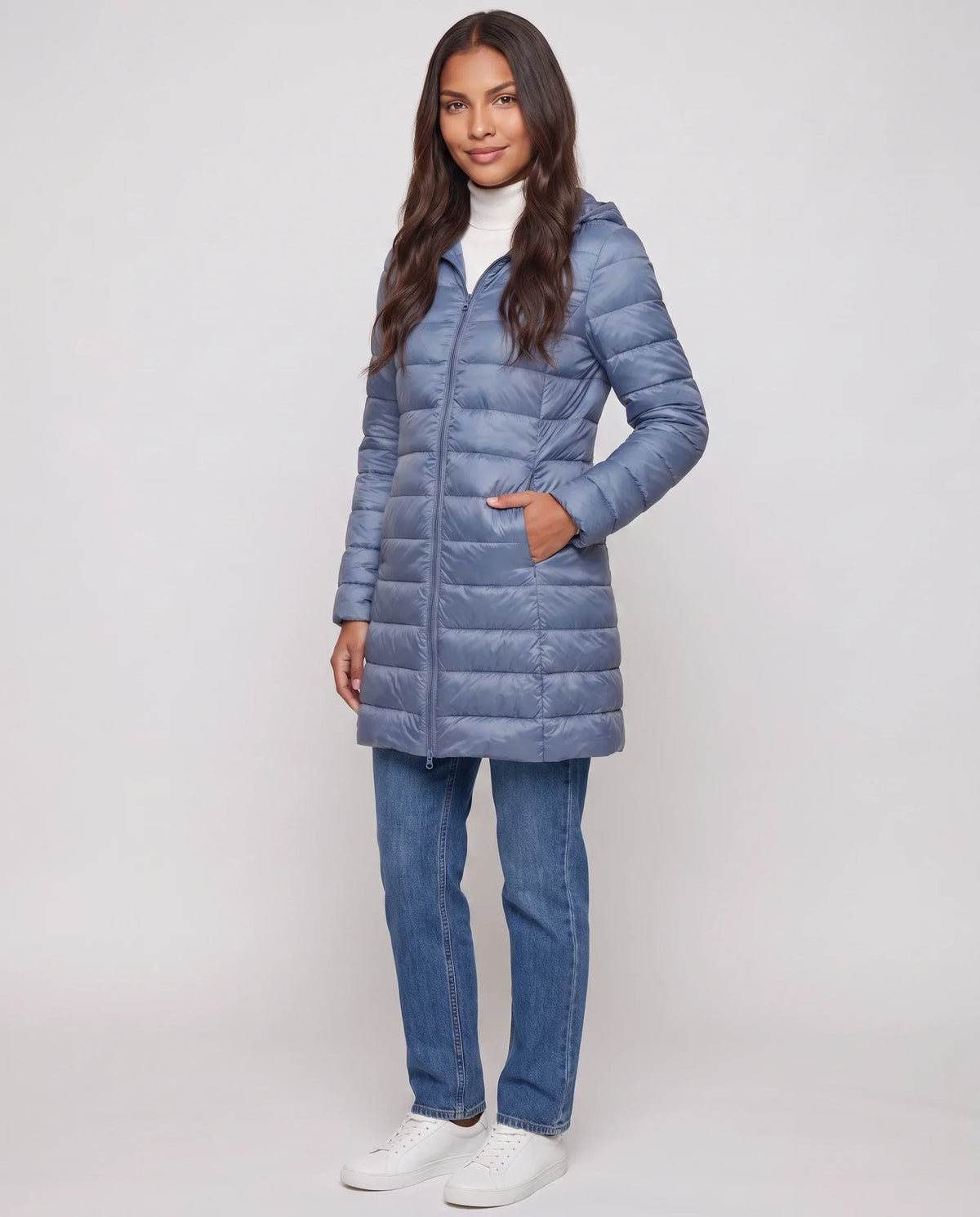Lightweight Fitted Puffer Jacket with Detachable Hood