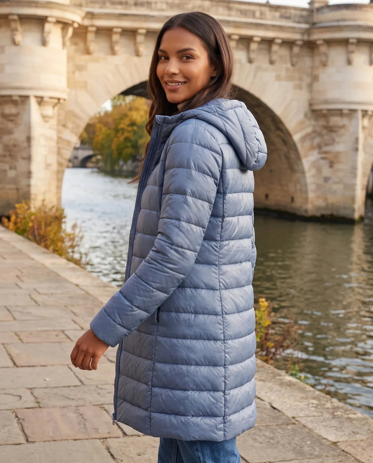 Lightweight Fitted Puffer Jacket with Detachable Hood
