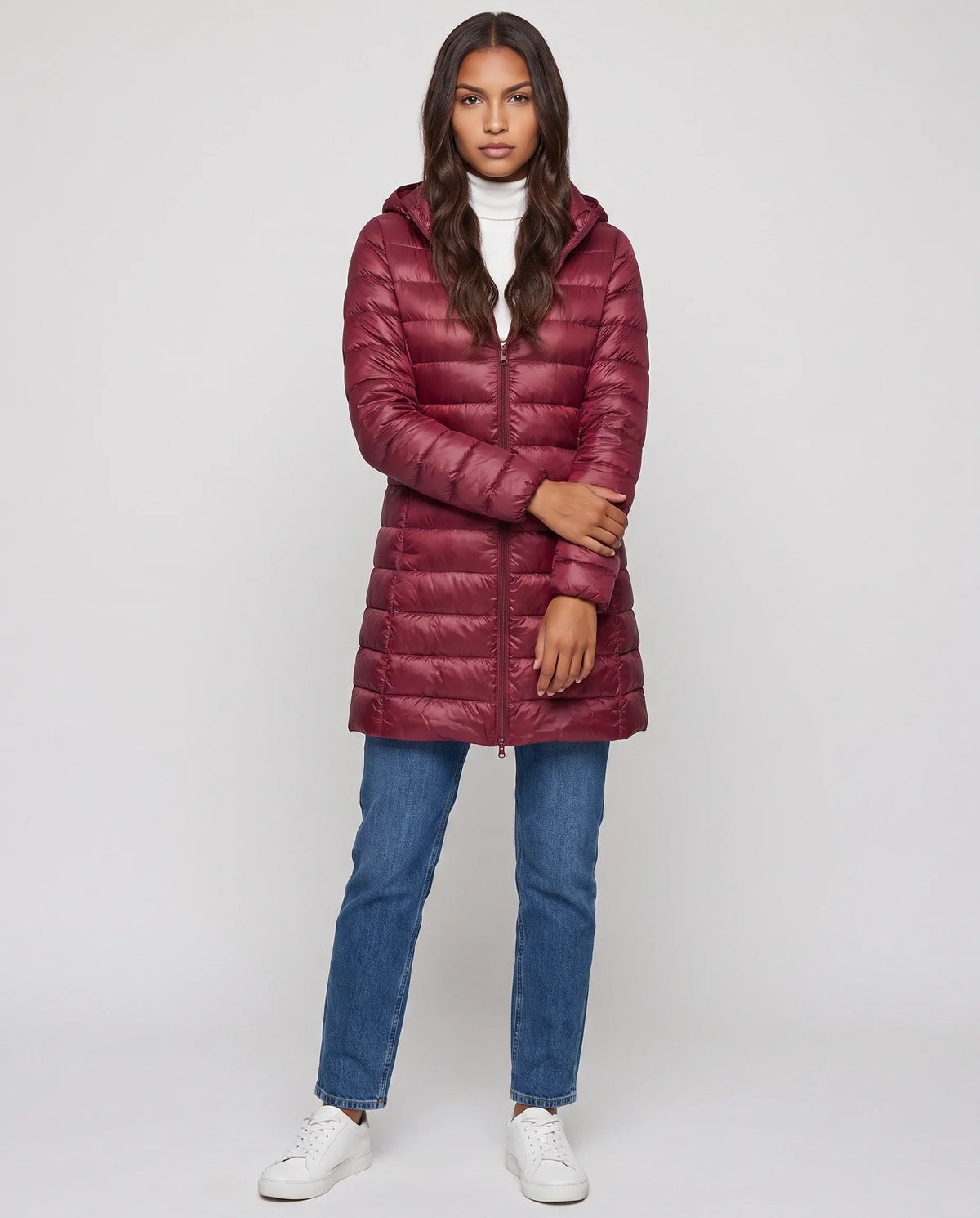 Lightweight Fitted Puffer Jacket with Detachable Hood