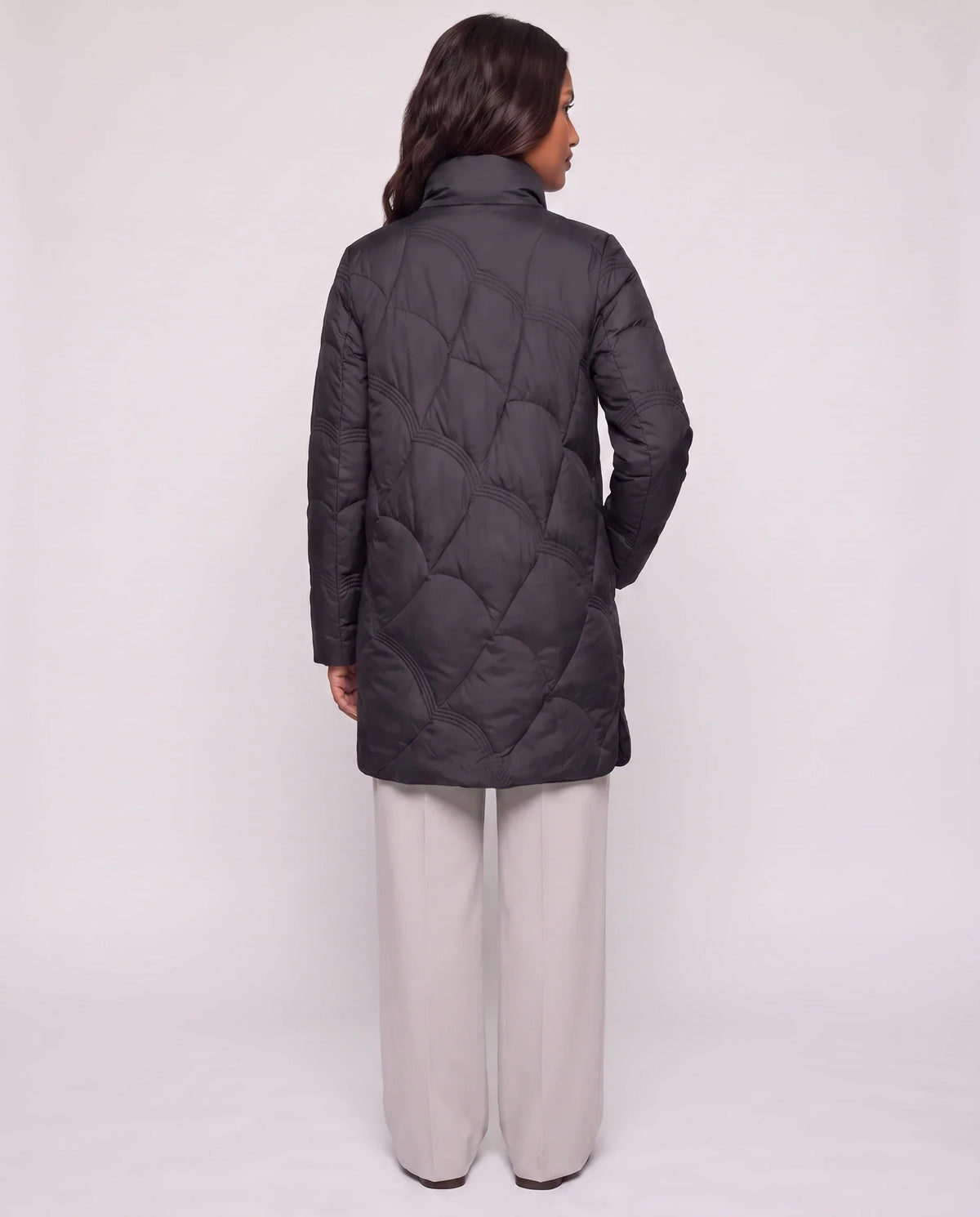 Lightweight Mid-Length Puffer Jacket with Wave Quilting