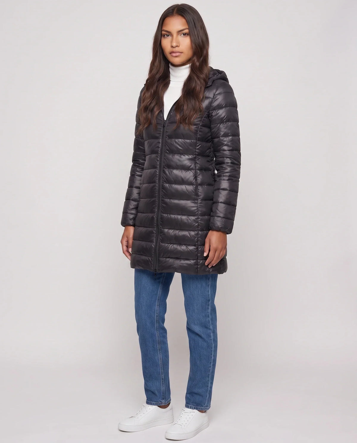 Lightweight Fitted Puffer Jacket with Detachable Hood