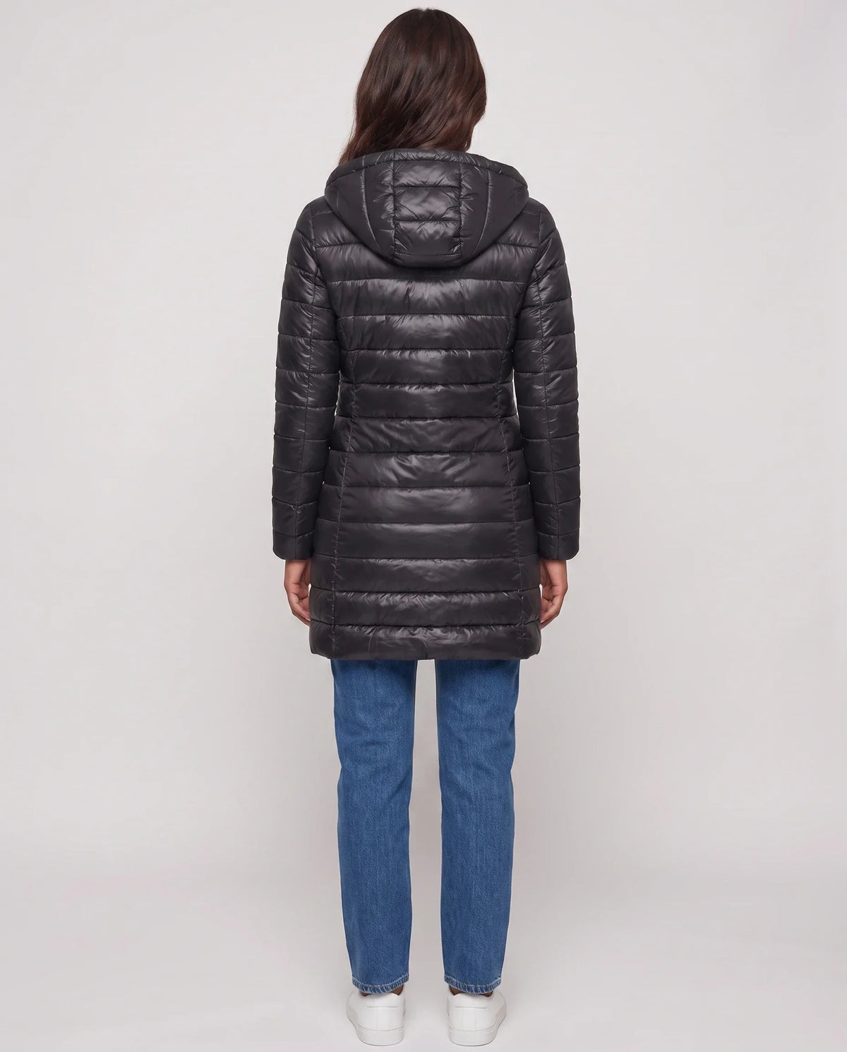 Lightweight Fitted Puffer Jacket with Detachable Hood