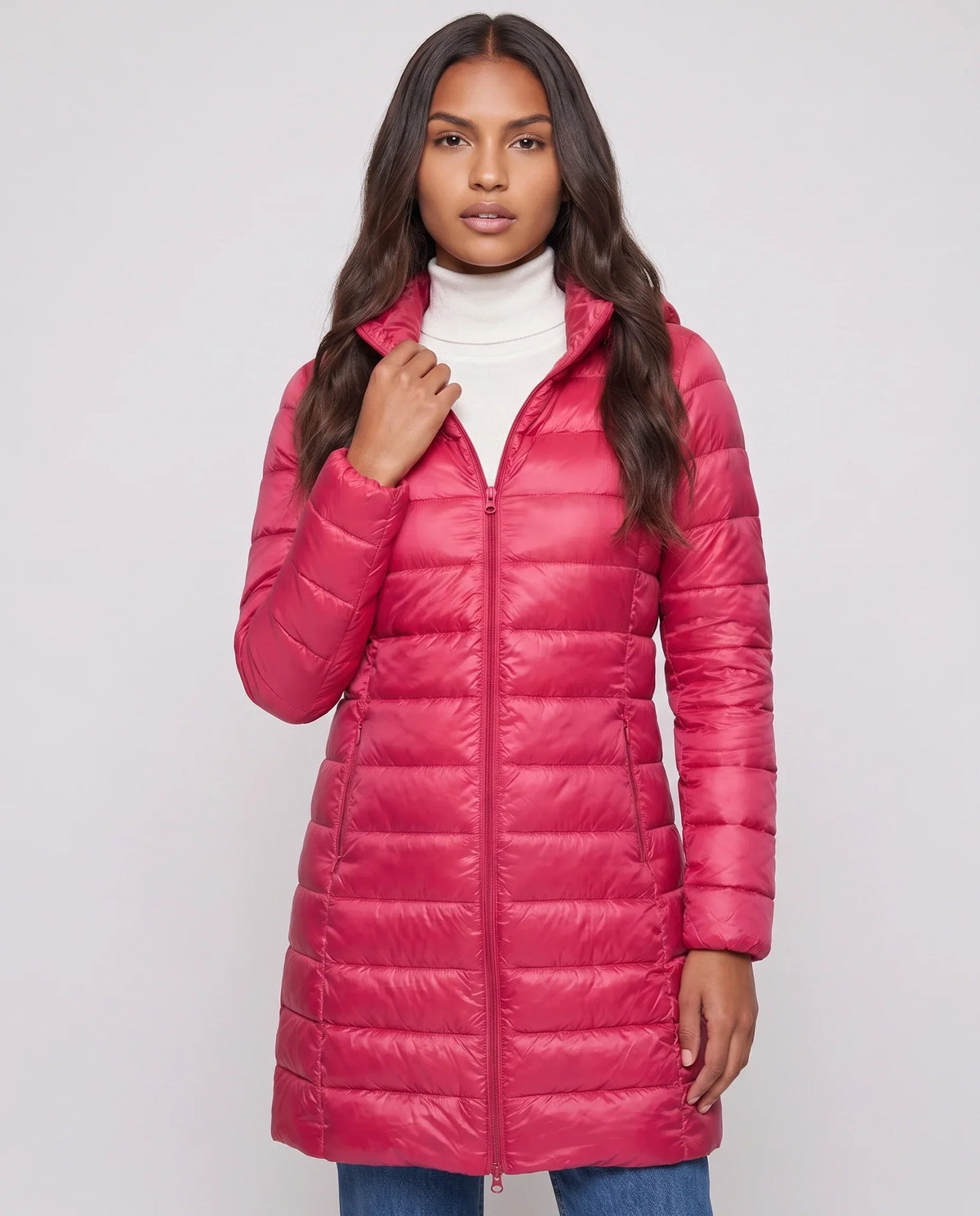 Lightweight Fitted Puffer Jacket with Detachable Hood