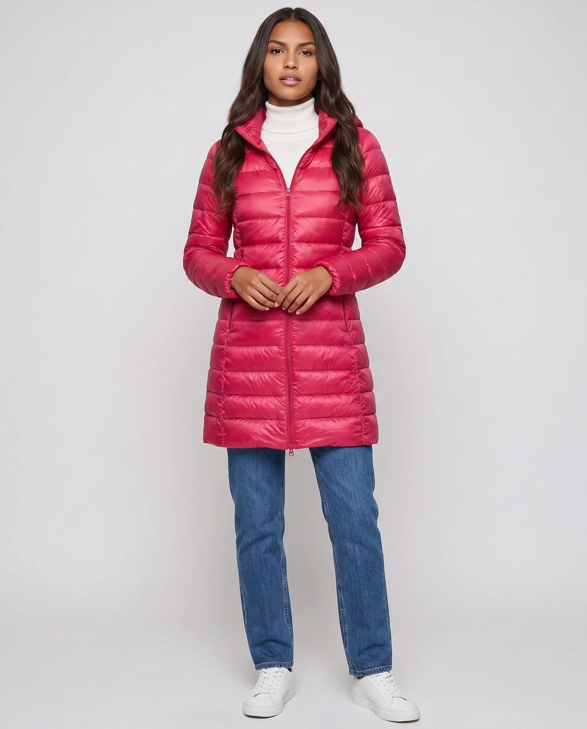 Lightweight Fitted Puffer Jacket with Detachable Hood