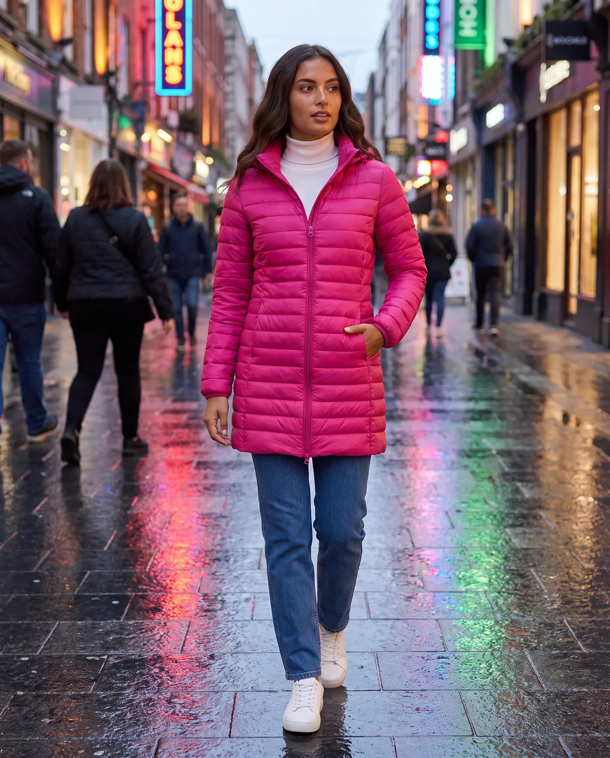 Lightweight Fitted Puffer Jacket with Detachable Hood
