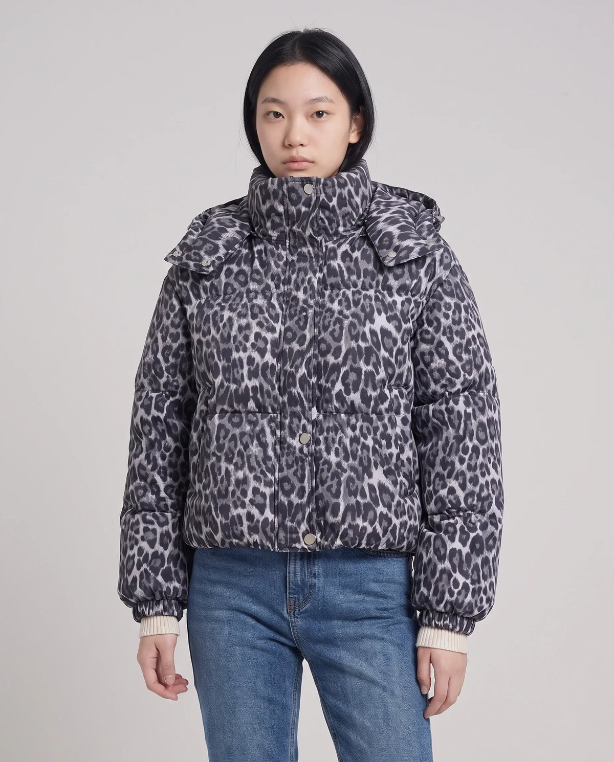 Short Oversized Leopard Puffer Jacket with Detachable Hood