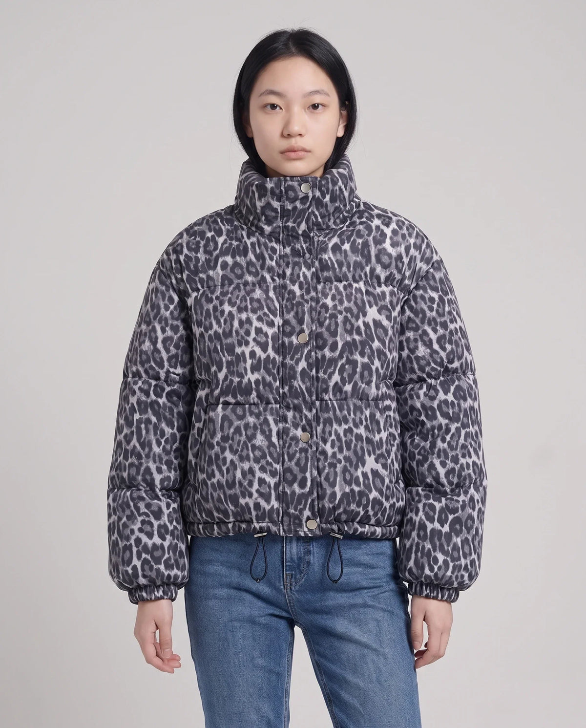 Short Oversized Leopard Puffer Jacket with Detachable Hood