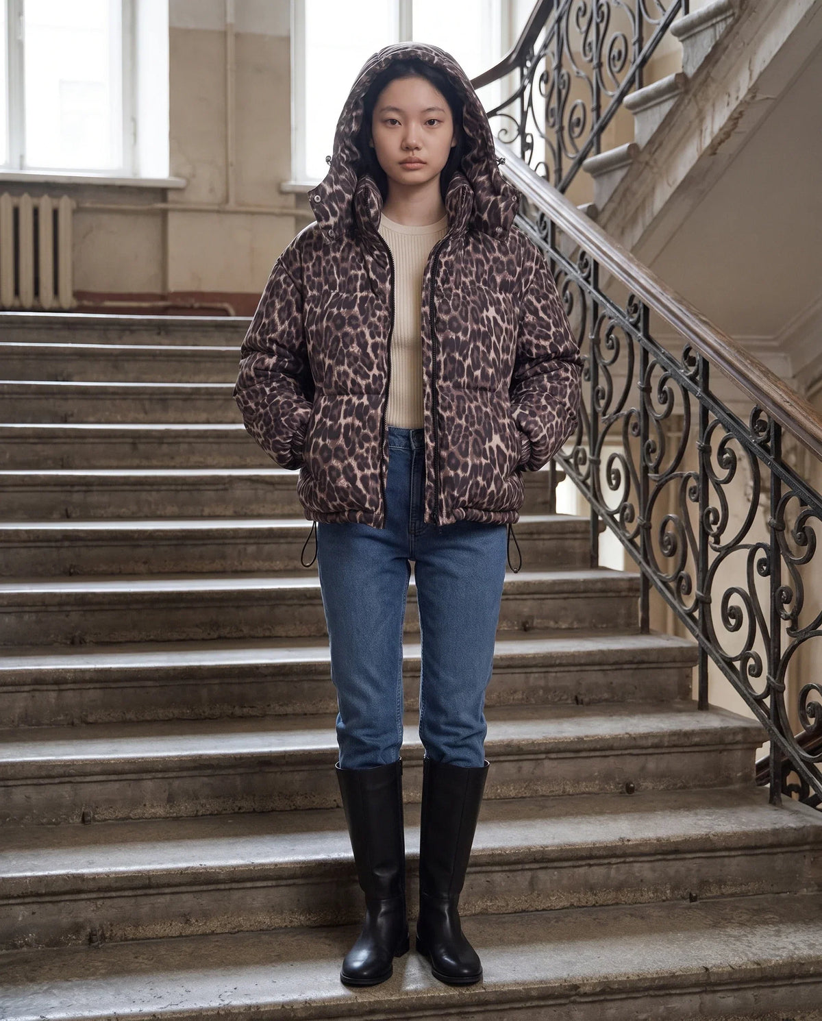 Short Oversized Leopard Puffer Jacket with Detachable Hood