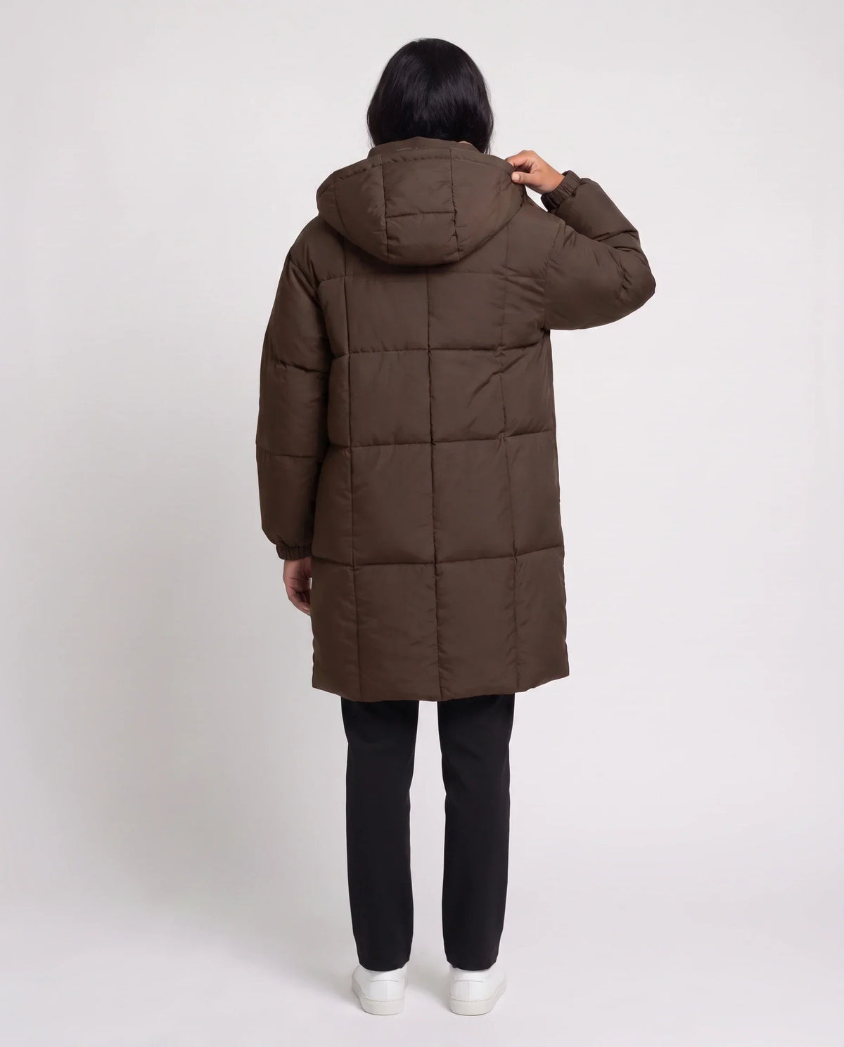 Mid-Length Hooded Puffer Jacket with Contrast Lining