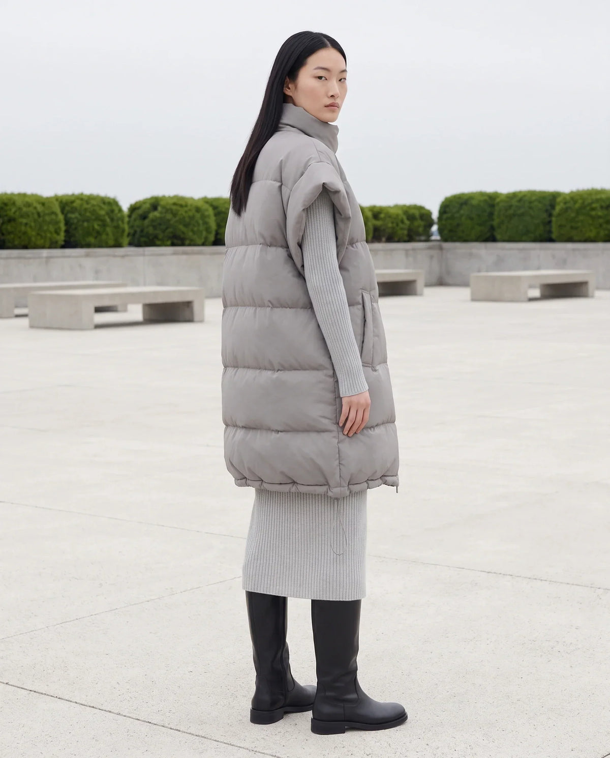 Long Oversized Sleeveless Puffer Gilet with Pleated Placket