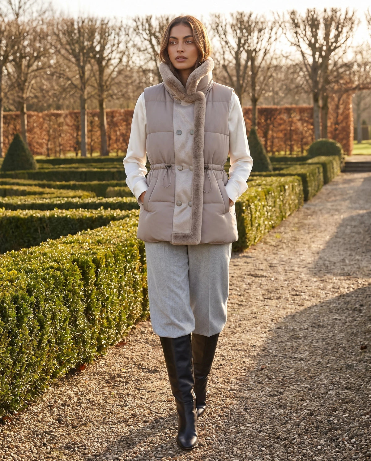 Puffer Gilet with Faux Fur Collar