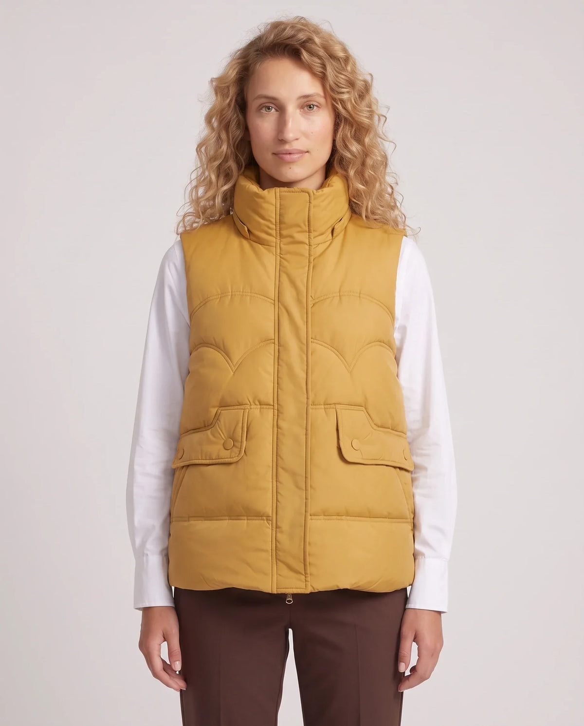 Short Quilted Puffer Gilet with Flap Pockets