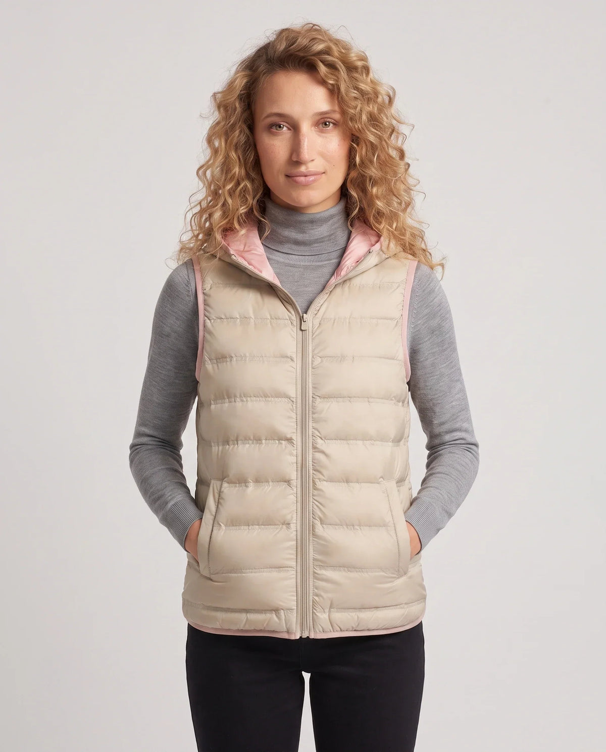 Lightweight Puffer Gilet with Contrast Lining