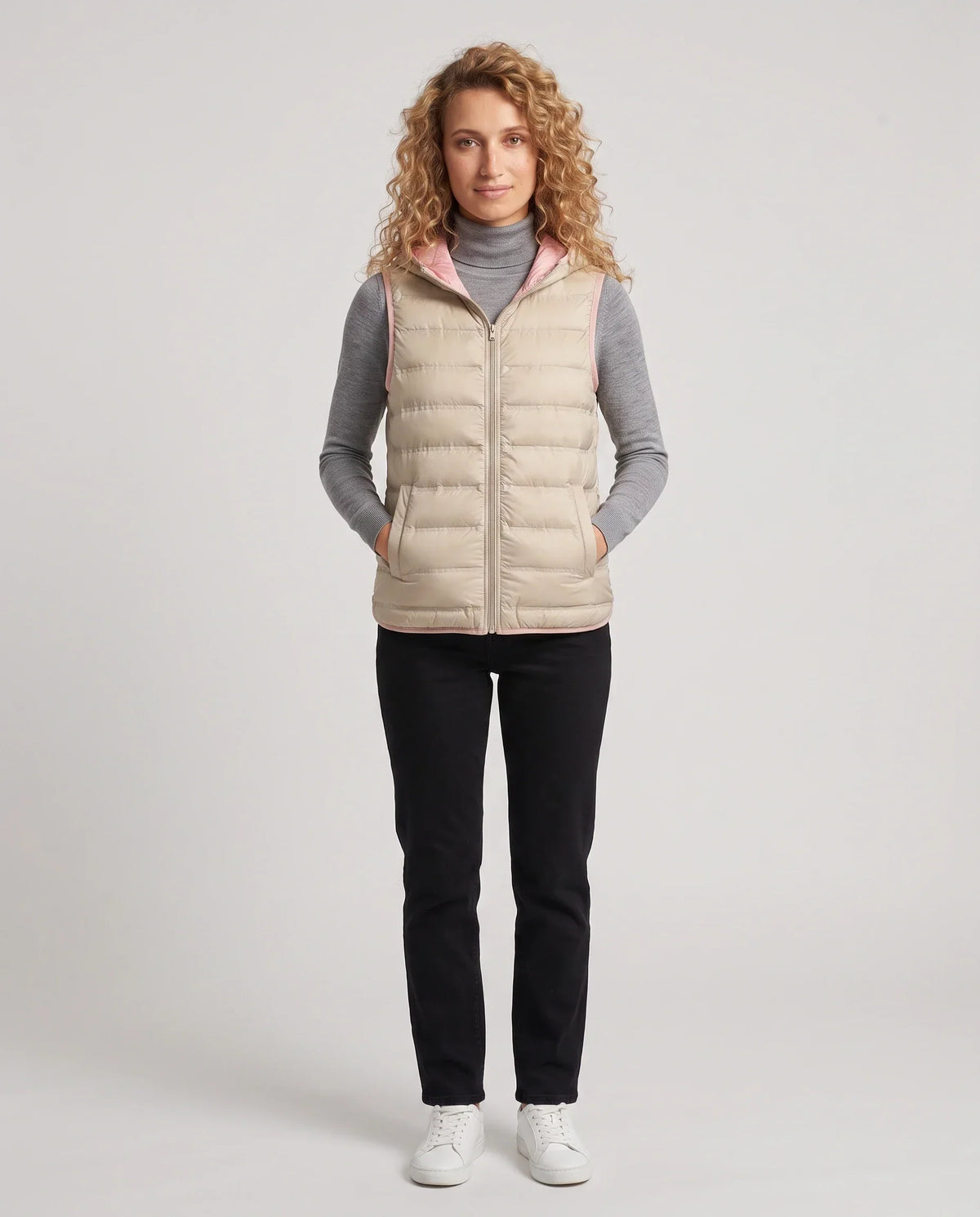 Lightweight Puffer Gilet with Contrast Lining