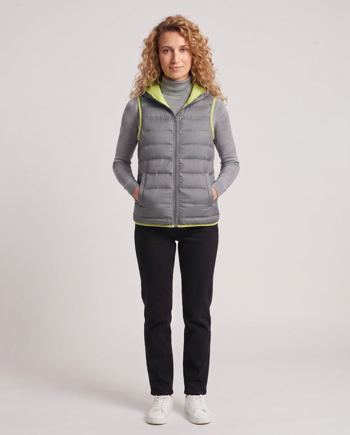 Lightweight Puffer Gilet with Contrast Lining